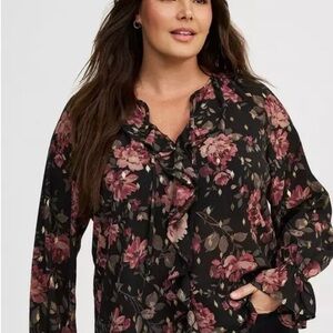 Torrid size 2 (18/20) Black and Pink Floral Blouse- NIP